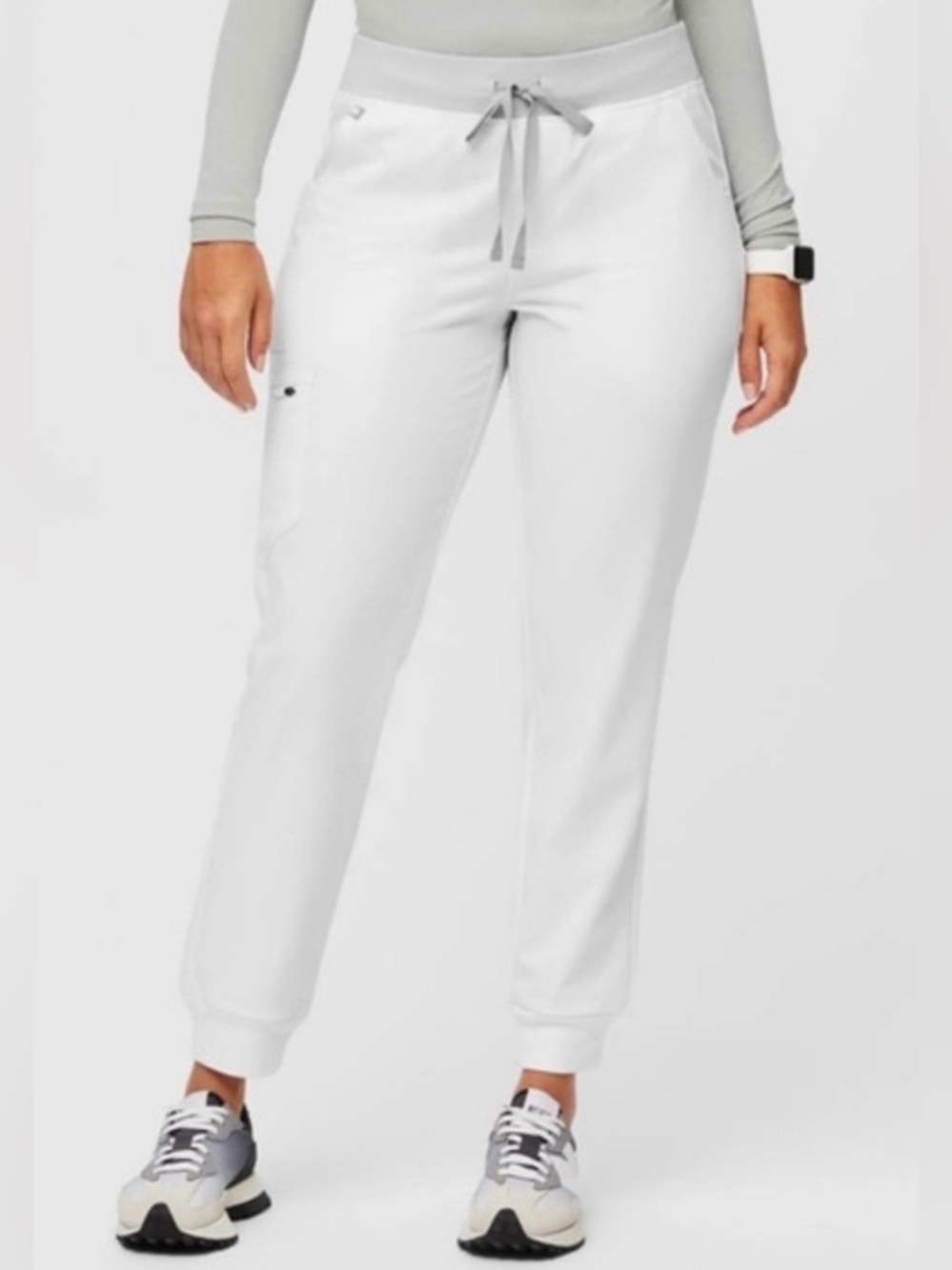 Figs Zamora Joggers Size XL-Petite in Optic White